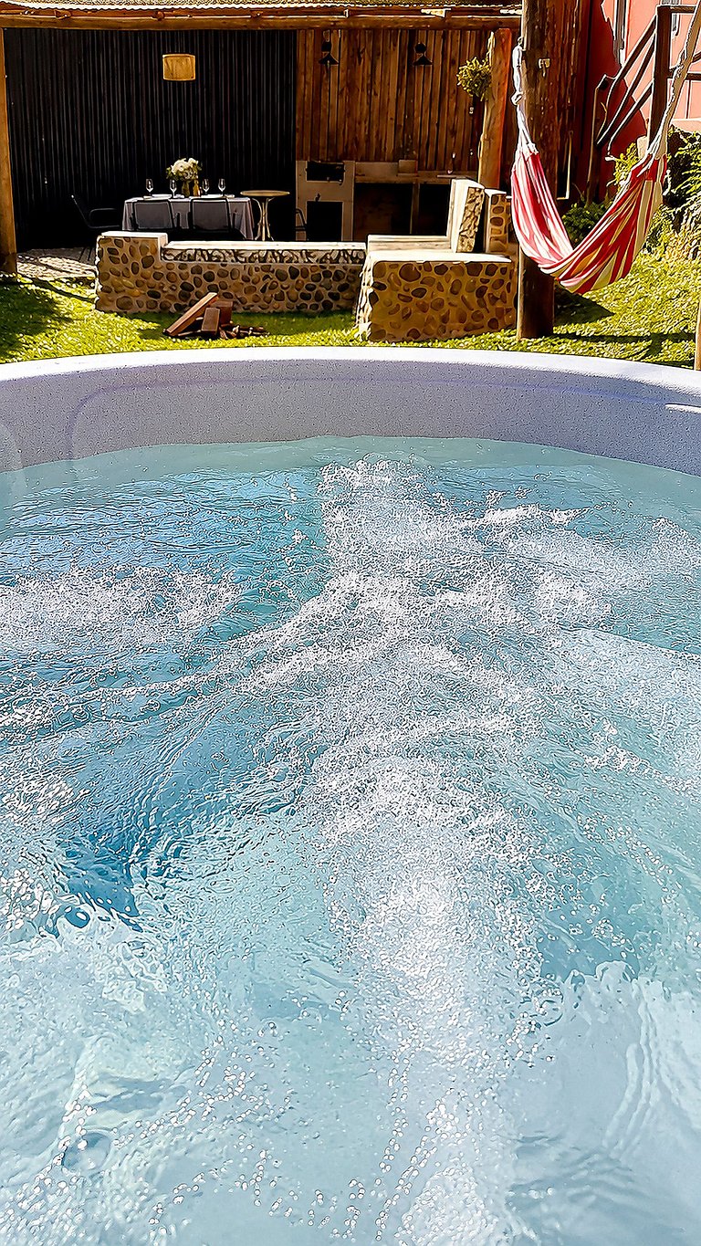 Casa do Córrego: jacuzzi e cavalgadas para grupos